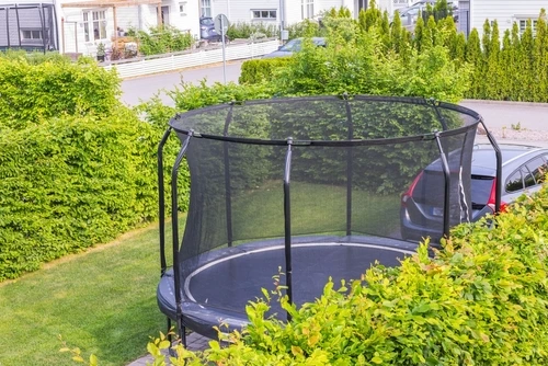 Choosing the Right Trampoline Removal Service