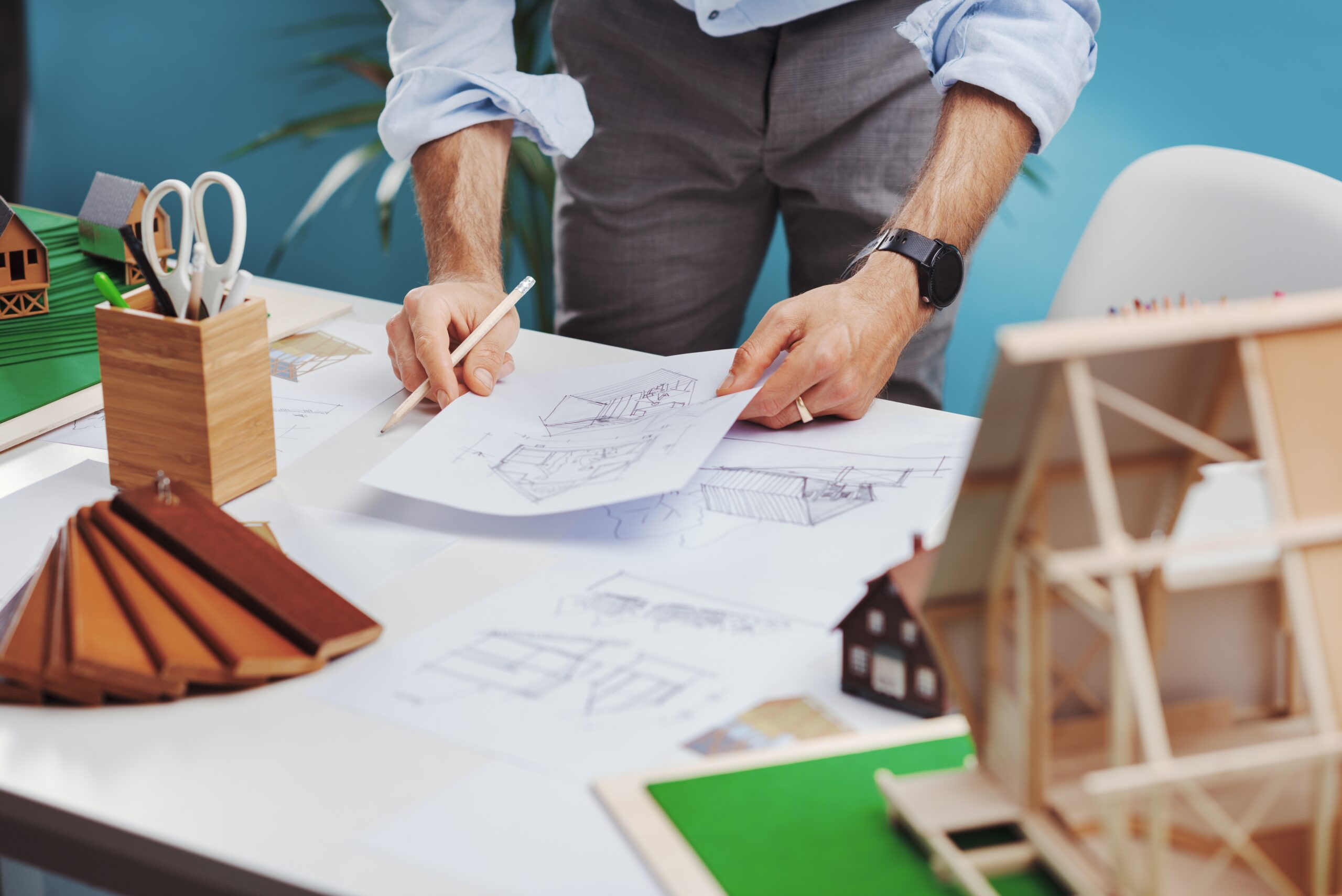 Design Build vs Design Bid Build: Comparing Construction Delivery Methods