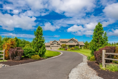 Enhancing Driveway Appeal and Maintenance Tips