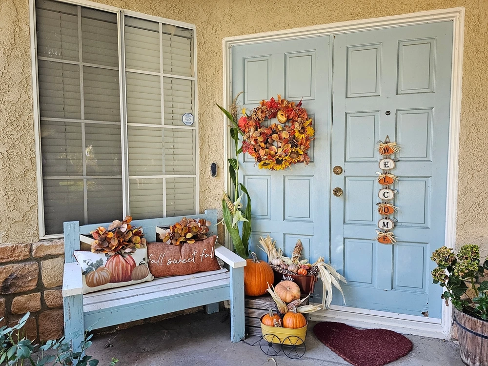 Front Porch Decor: Transformative Ideas for Every Season