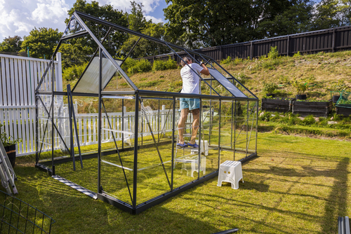 Steps to Dismantle a Greenhouse