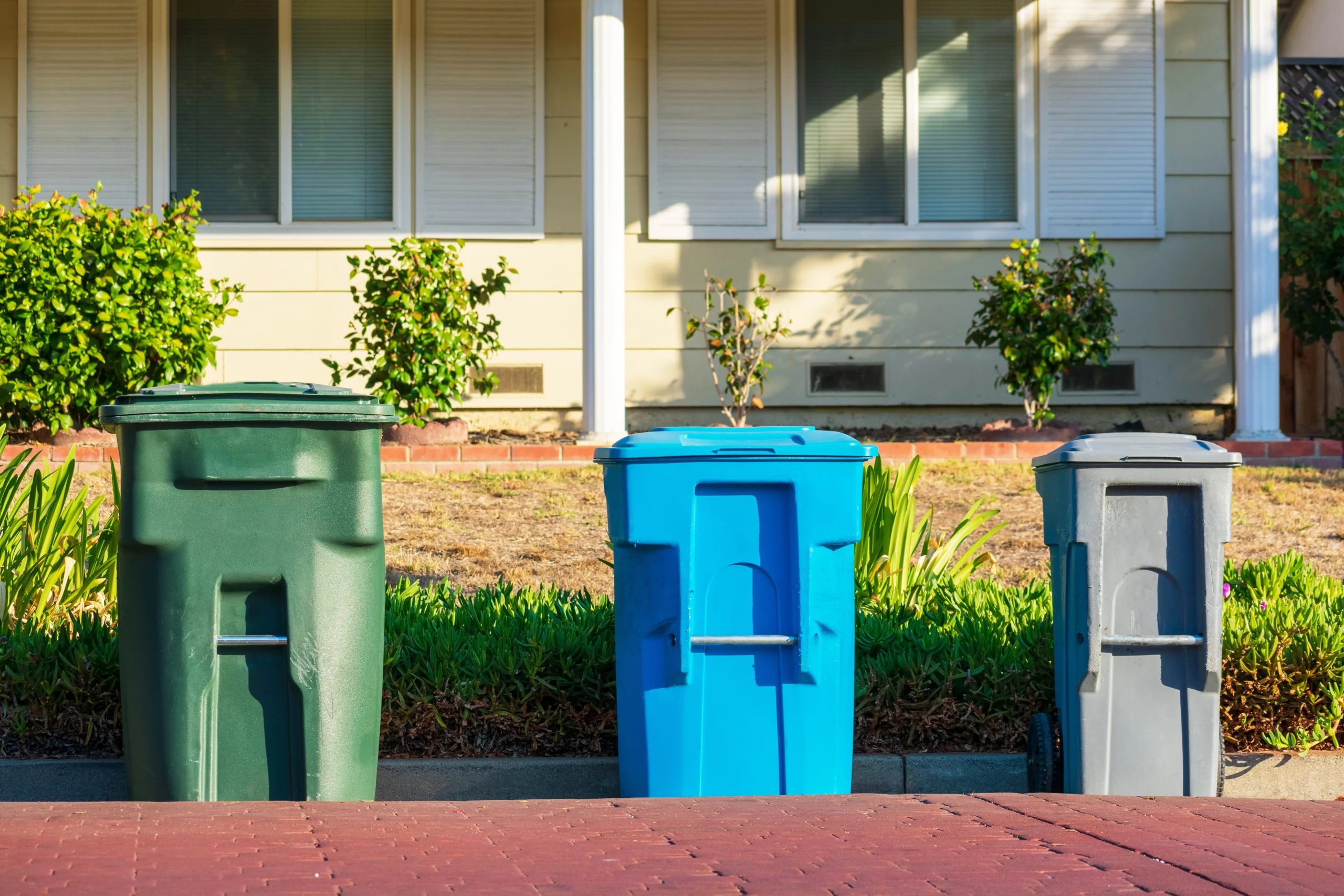 Trash Pickup in Cincinnati: Your Guide to Efficient Waste Disposal Services